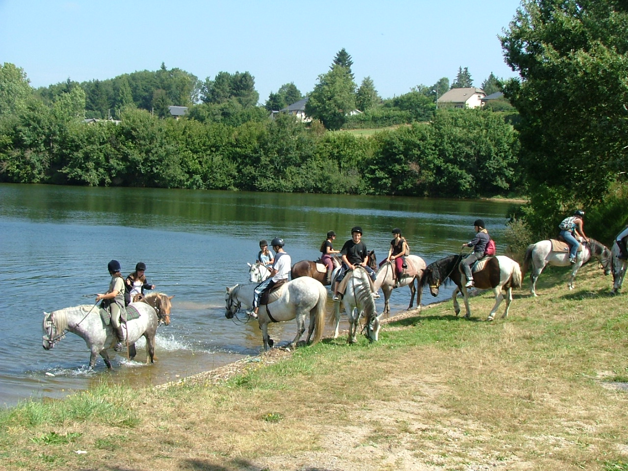 randonnee cheval aveyron